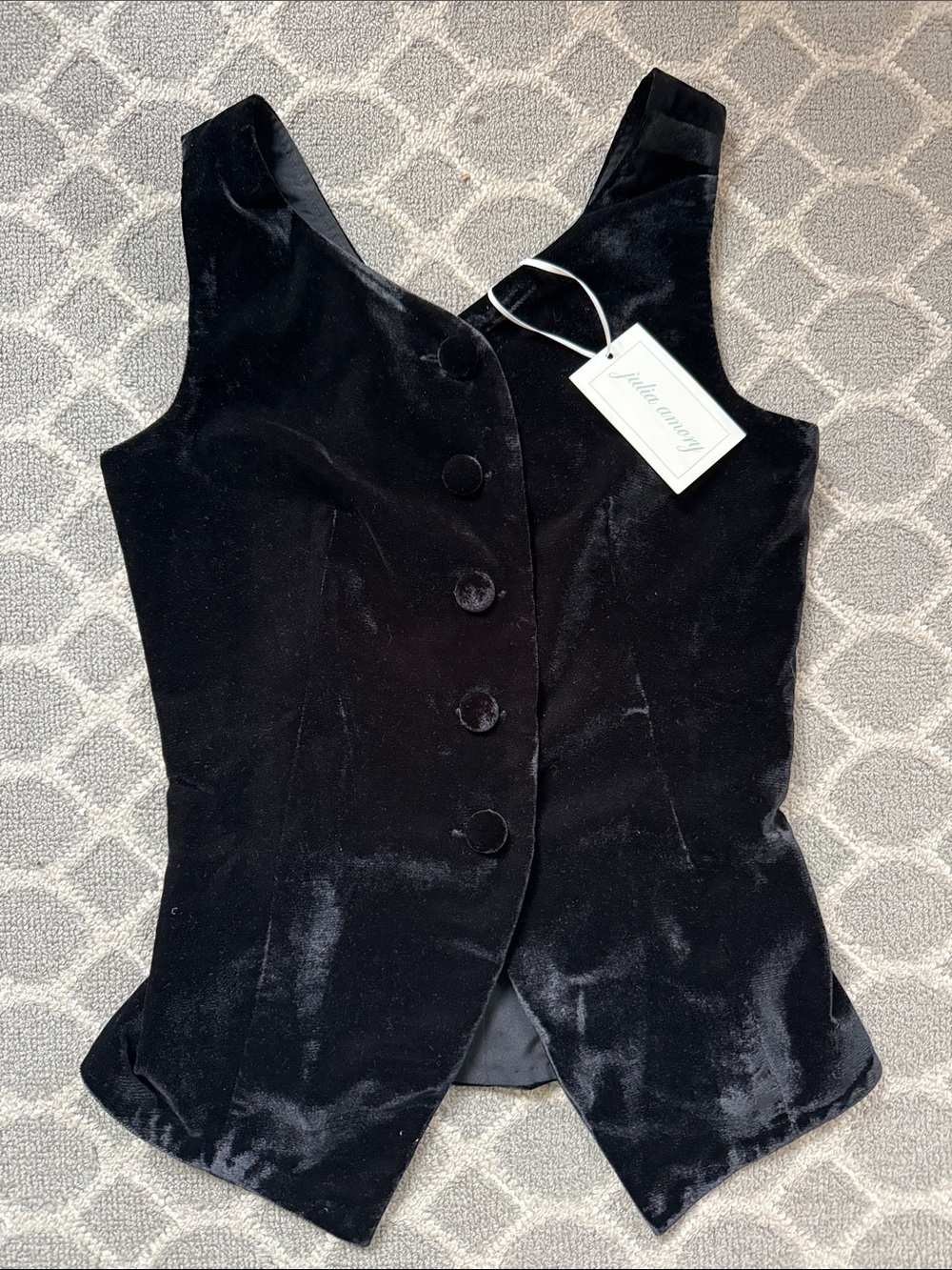 Julia Amory Velvet Button-Front Women's Vest